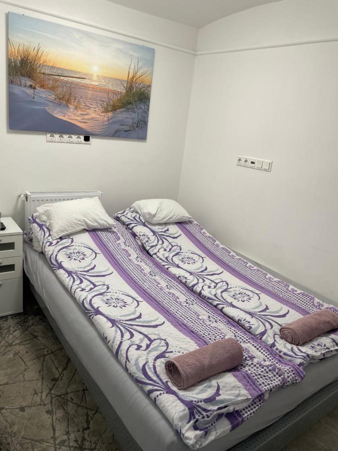 Centrum Wellness Hostel 데브레첸 외부 사진